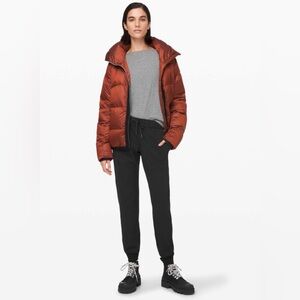 Lululemon On the Fly Jogger, Size 10